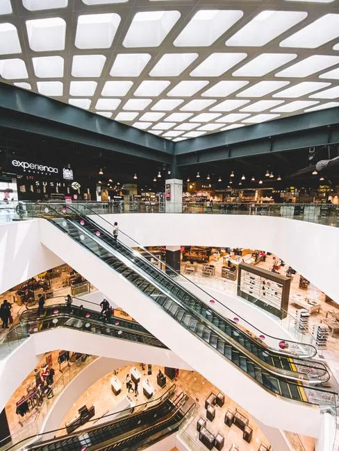 Hybrid Cloud POS Architecture: 7 Ways Flagship Stores Win