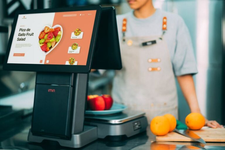 10 Ways Modern POS Software Simplifies Tip Splitting