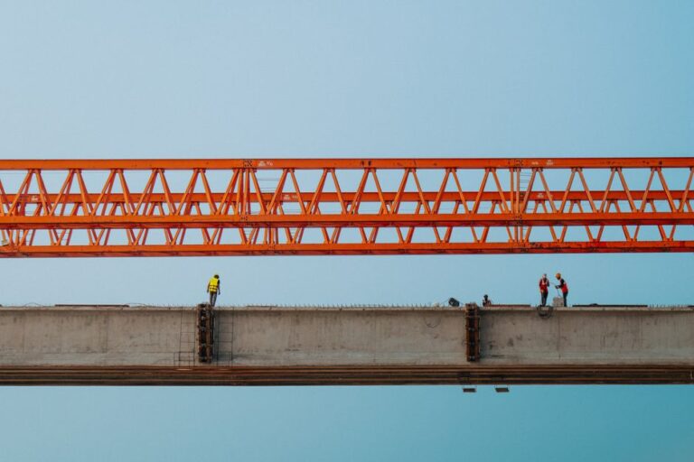 Cloud Operations Software: 5 Ways Teams Synchronize in 2026