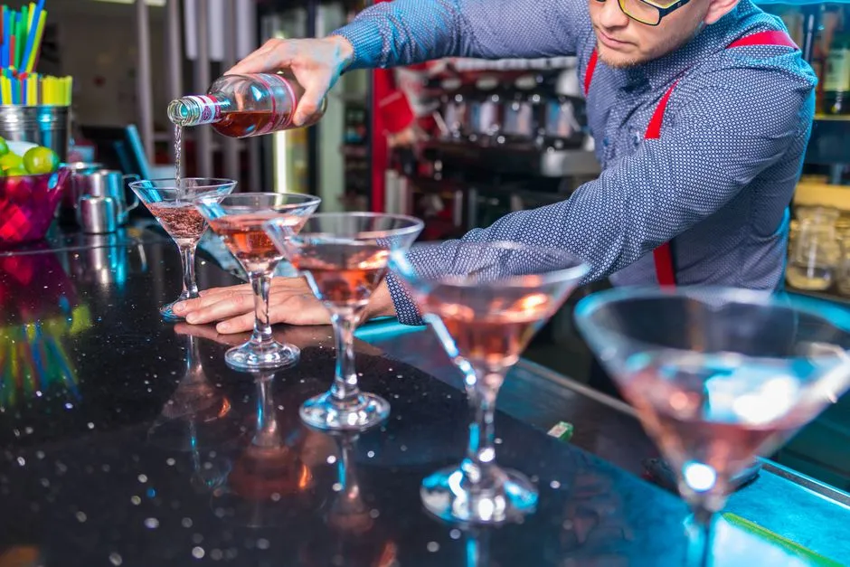 10 Reasons High-Speed Offline Bar Tabs Boost Nightclub Profits