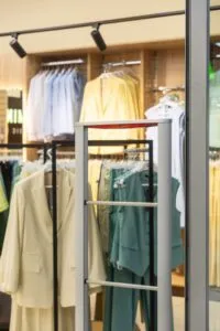 Jewelry Store High-Security Tracking: 7 Critical Reasons for 2026