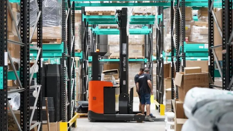Automated Order Routing: 7 Key Benefits for E-commerce in 2026