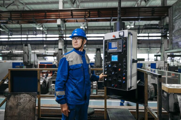 How Modern ERP Systems Automate: 7 Ways to Revolutionize BOM & Production