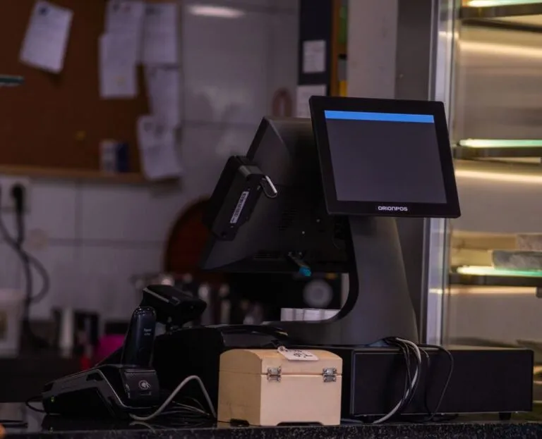 10 Powerful Impacts of In-Store Geofencing Beacons in Retail