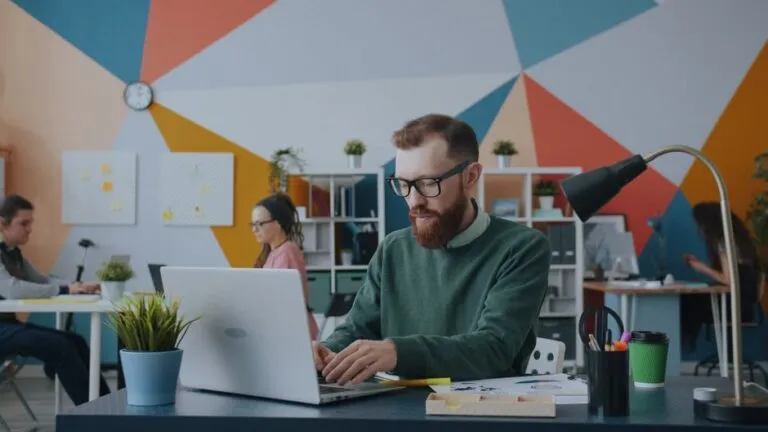 10 Ways Automated Employee Engagement Surveys Drive HR Insights