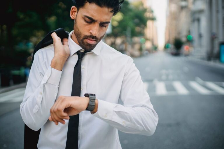 7 Ways How Automated Corporate Compliance Software Boosts Punctuality