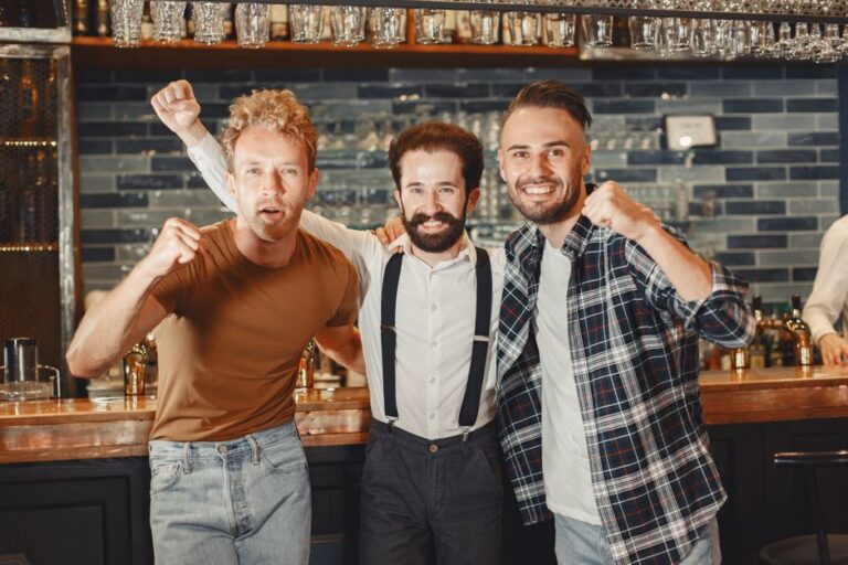 7 Essential Software for New Restaurants: A 2026 Guide