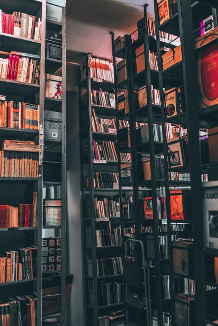 crm data vs sales intelligence