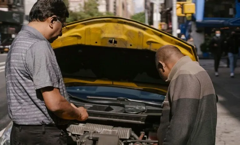 The Impact of Predictive Fleet Maintenance: 5 Ways to Slash Downtime