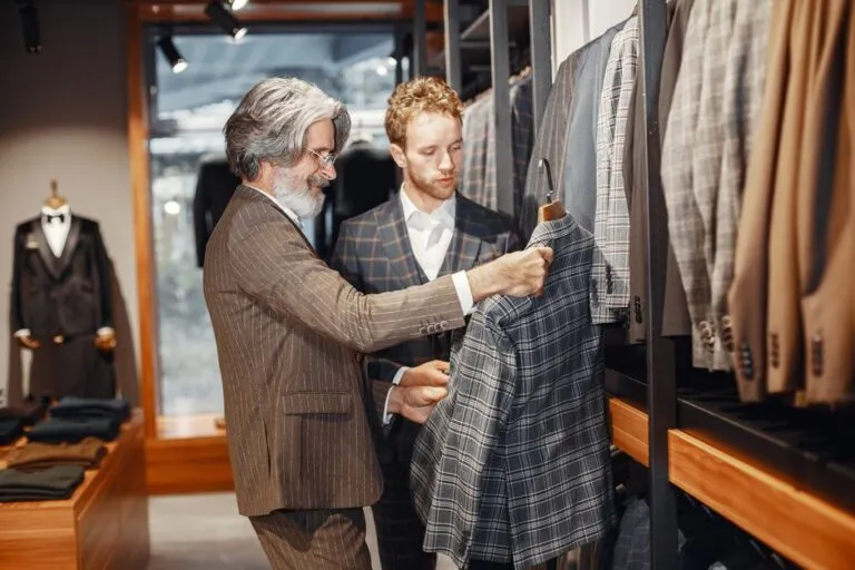 Size-Color-Style Inventory: 7 Ways Apparel Retailers Win