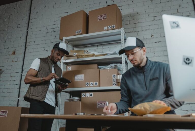 7 Ways Automated Inventory Reorder Points Slash Freight Costs