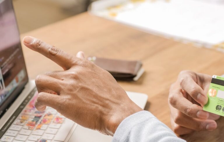 How Digital Purchase Order Approvals: 5 Ways to End Overspending