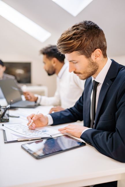 7 Steps to Choosing the Right ERP System for 2026
